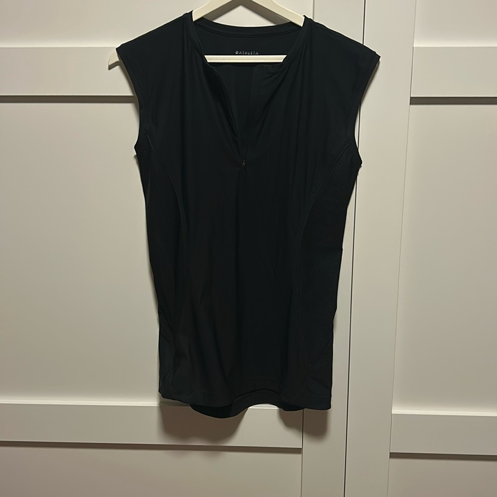 Athleta black quarter zip tank